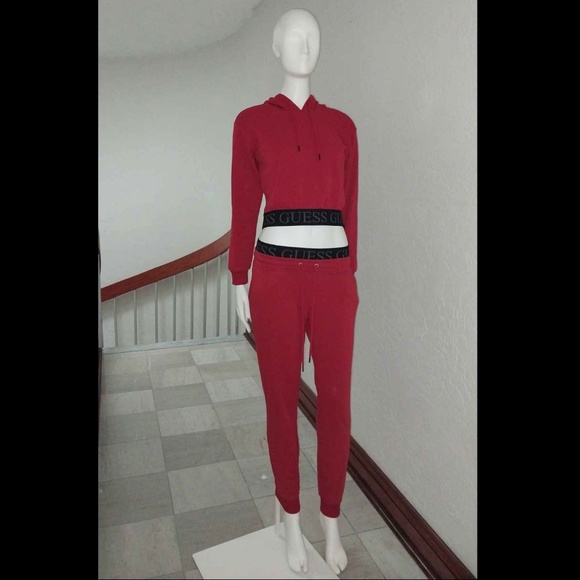 Guess crop hoodie Set - Picture 1 of 8